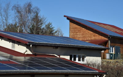 Panneaux photovoltaïques prix : facteurs influençant et comment les comparer